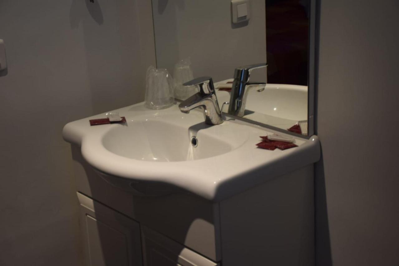 Hotel Residence Champerret Levallois-Perret Bagian luar foto